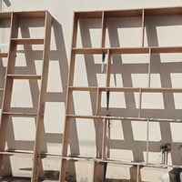 رفوف خشب • ٢م×٢م