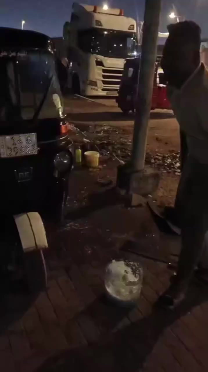 تكتك ٢٠٢٠ لبيع السعر ٦٥٠٠
جاهزه كبل للشارع  .. 
للتواصل ***********
