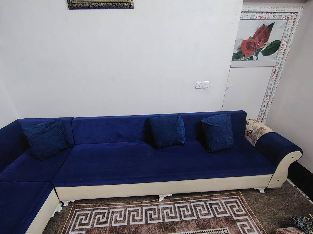 ديوان 5متر 80سنتيم السعر 175
الشراي يخابر ***********
