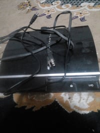 بلايستيشن • عاطل • سعر مناسب