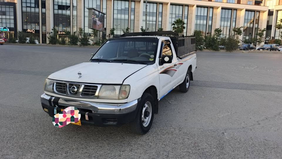 بەناوی خوای گەورە نیسان بۆفرۆشتن مۆدێل 2001تەبریدوپاوەر بەشەرتی گێڕومەکینەو ئەکسل بەشەرتی تەحویلوخرامەوبەناوکردن  سەیارەکە بێبۆیاخە بێلێدرانە بێکرانەوە لەسەر هەڵدان پەڵەپەڵە پەمپی هەیە بێلێدران سەیارەکە سەنەوی تازە بەسەرچوە ژینگەی پێشوی دراوە ***********لەسلێیمانیم السليمانية, العراق
