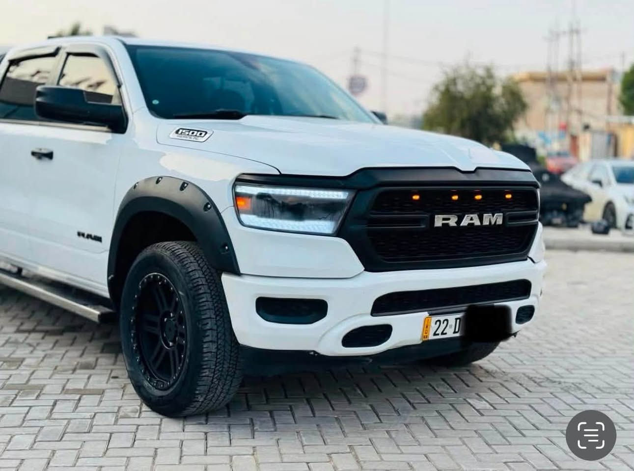 السلام عليكم اخوتي عندي رام موديل 20
سياره كلش حلوه وبيها اضفات رياضيه ومعليه
والسياره بدون حادث بيها طخه بل جاملغ الايمن
 كلش بسيطه مصلح على البارد موجوده بل الصور 
اريد مراوس بجيب  شمالي بس يكون نظيفه
وهذا رقم تلفوني بيه وتساب
***********
