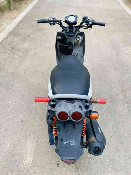 سلام عليكم سكنس جبلي البيع👍🏻
كهربائيات كلها شغاله هورن لايت 
عالي ناصي دبل اشاير كلها شغاله 
دراجه برغي مامبدل بيها 
وشرط شلعه و معدل شك الكاع شك 
مكينه برغي ممفتوح بيها جيب وياك الف فيتر وفحص 
وشوف بعينك نكره وحده تشتغل الصبح 
أوراق كامله بيها
متواجد خاص و ع هاذ رقمي ***********
