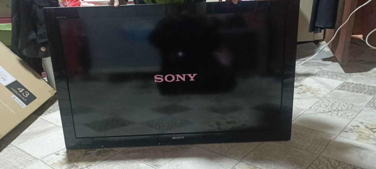 السلام عليكم بلازما للبيع البصرة المعقل  *********** ملاحظه تحتاج تصليح اضاءه حجم 43 البصرة, العراق
