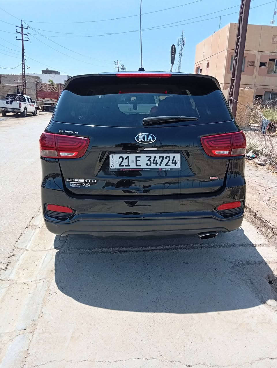 سلام عليكم كيا سورنتو للبيع رقم سليمانيه الجديد 
سياره جاهزه تبريد  قطعتين 7 راكب  محرك 2400 
2019 وارد امريكي السعر 160 للاستفسار الاتصال على الرقم ***********
