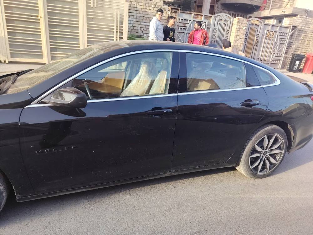 ماليبو موديل 2024 فول موصفات رقم بغداد مميز سيارة جديده ربع دينار ماتصرف عليه حادثة بنيد فقط مكان السيارة بغداد السعر 147
*********** بغداد, العراق
