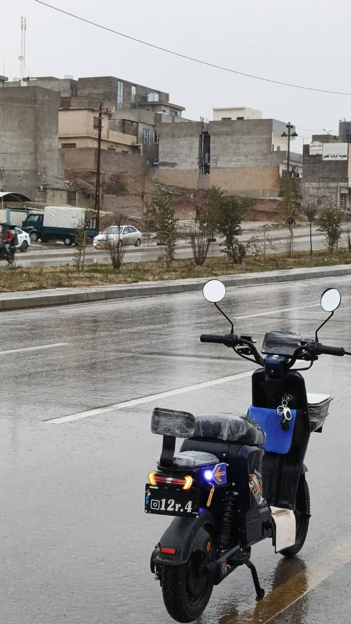 سلام عليكم دراجه r9 للبيع مستعمله 3 اشهر الدراجه مابيها اي نقص السعر خاص


**إذا كنت صاحب هذا الإعلان وتريد حذفه لأي سبب، رجاءا أرسل رسالة إلى الدعم الفني**