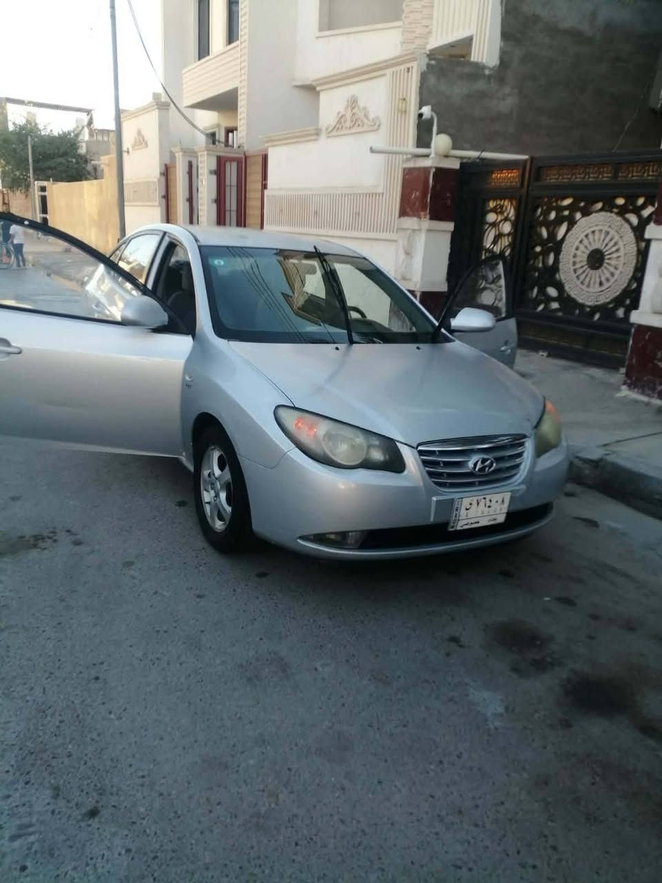 السلام عليكم النترا للبيع مقدسة سيارة مقفولة لاظربة ولا صبغ كير ومحرك نظيف للاستفسار الاتصال على هذا الرقم ***********مكلف بل نشر
