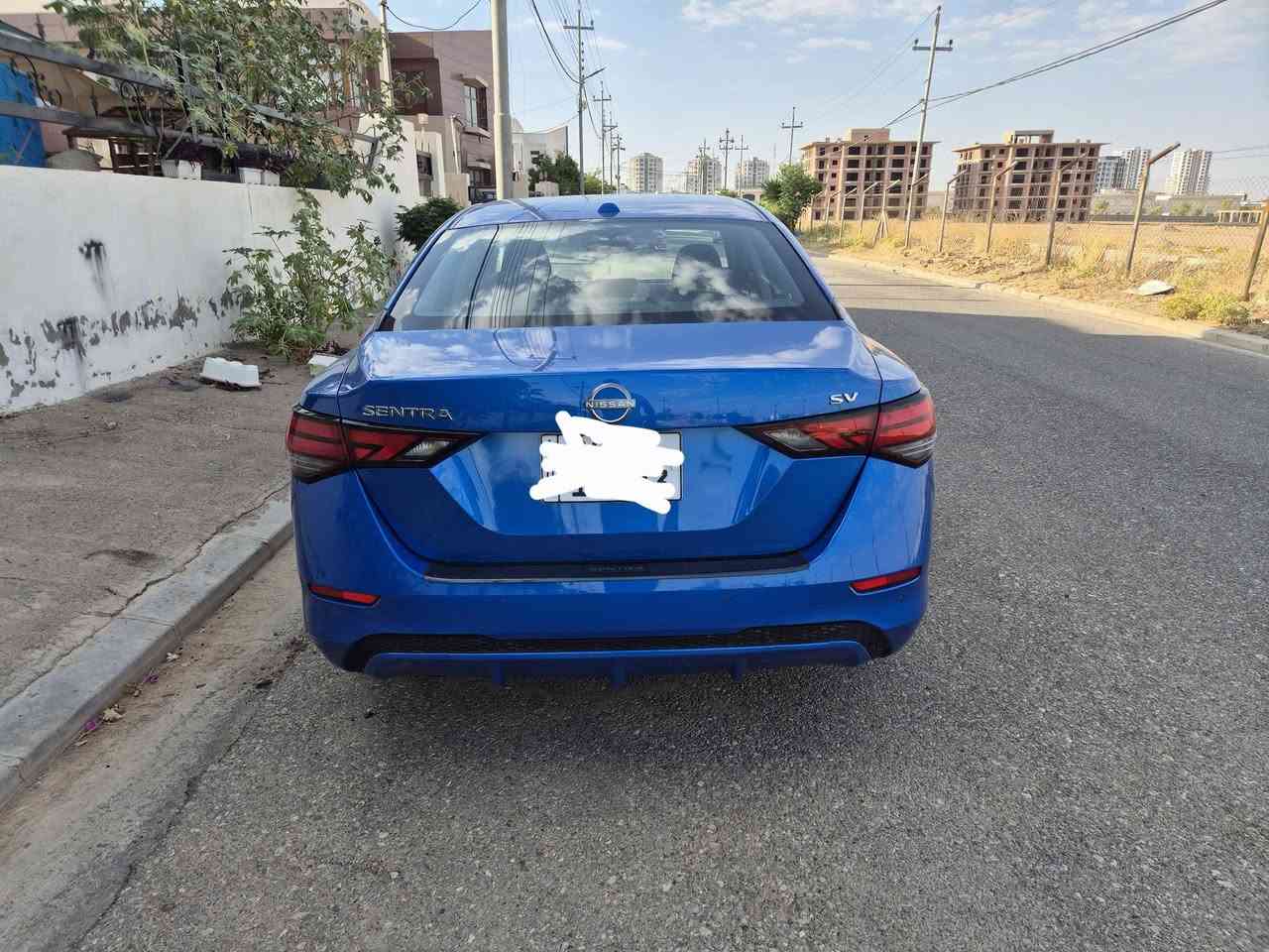 سلام عليكم نيسان سنترا ٢٠٢٤ ماشية ١٨ الف حادث واضح بلصورة بدون ايرباك وبيهة شوية بارد باب السايق سعرة ١٣٥  (***********) مكان اربيل
