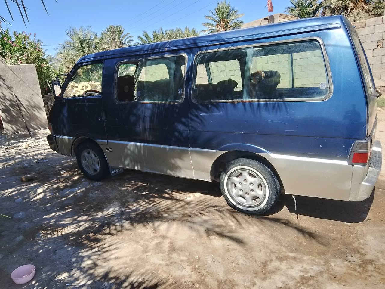 سلام عليكم
كيا بستا

مديل 1995

كير محرك اكسن خير من الله

مصفره هيئه وغرامات مداور شوكت ما تريد
السعر 27 وبيه مجال 
مكاني ذي قار ***********
