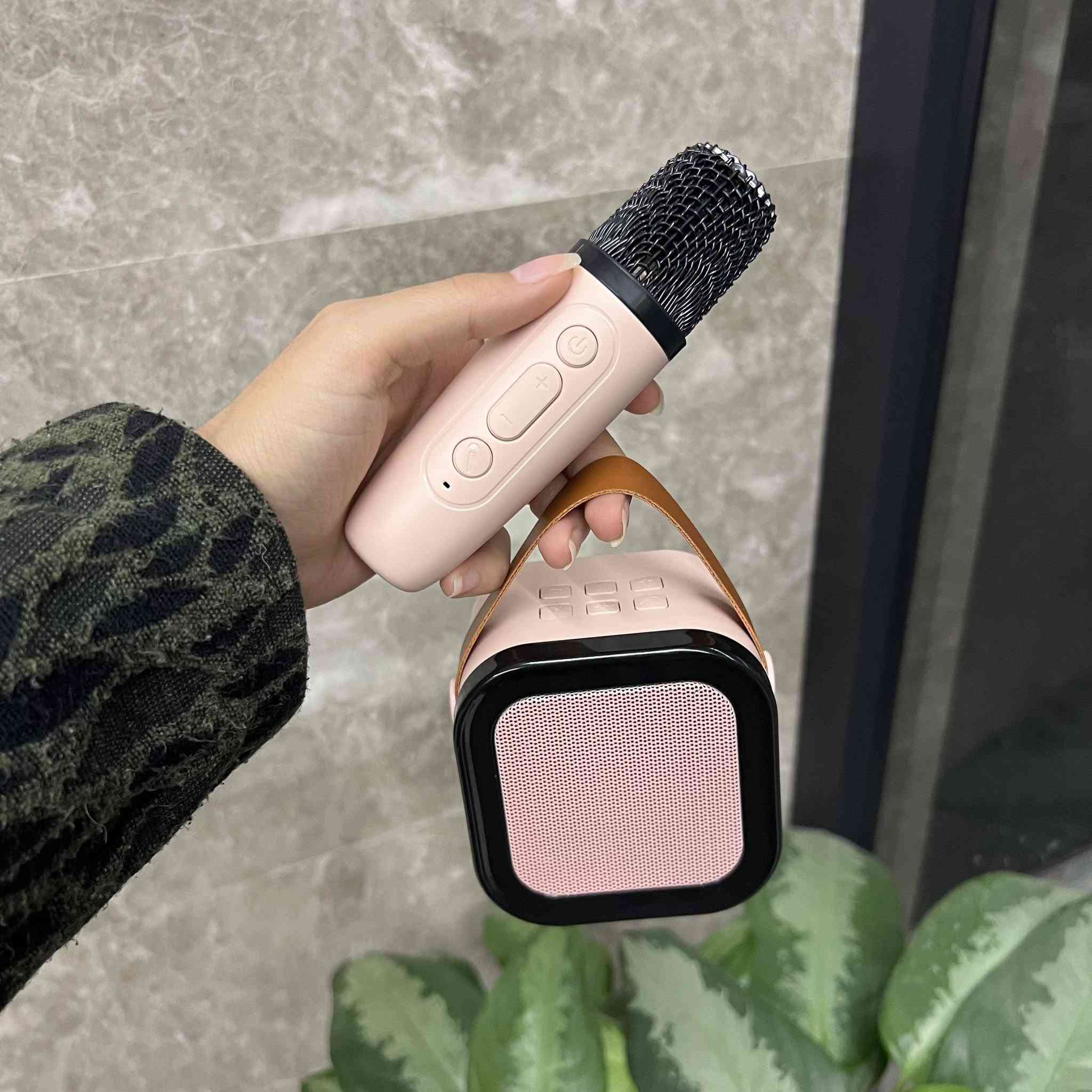 سبيكرات
السعر 16الف معه التوصيل


**إذا كنت صاحب هذا الإعلان وتريد حذفه لأي سبب، رجاءا أرسل رسالة إلى الدعم الفني**