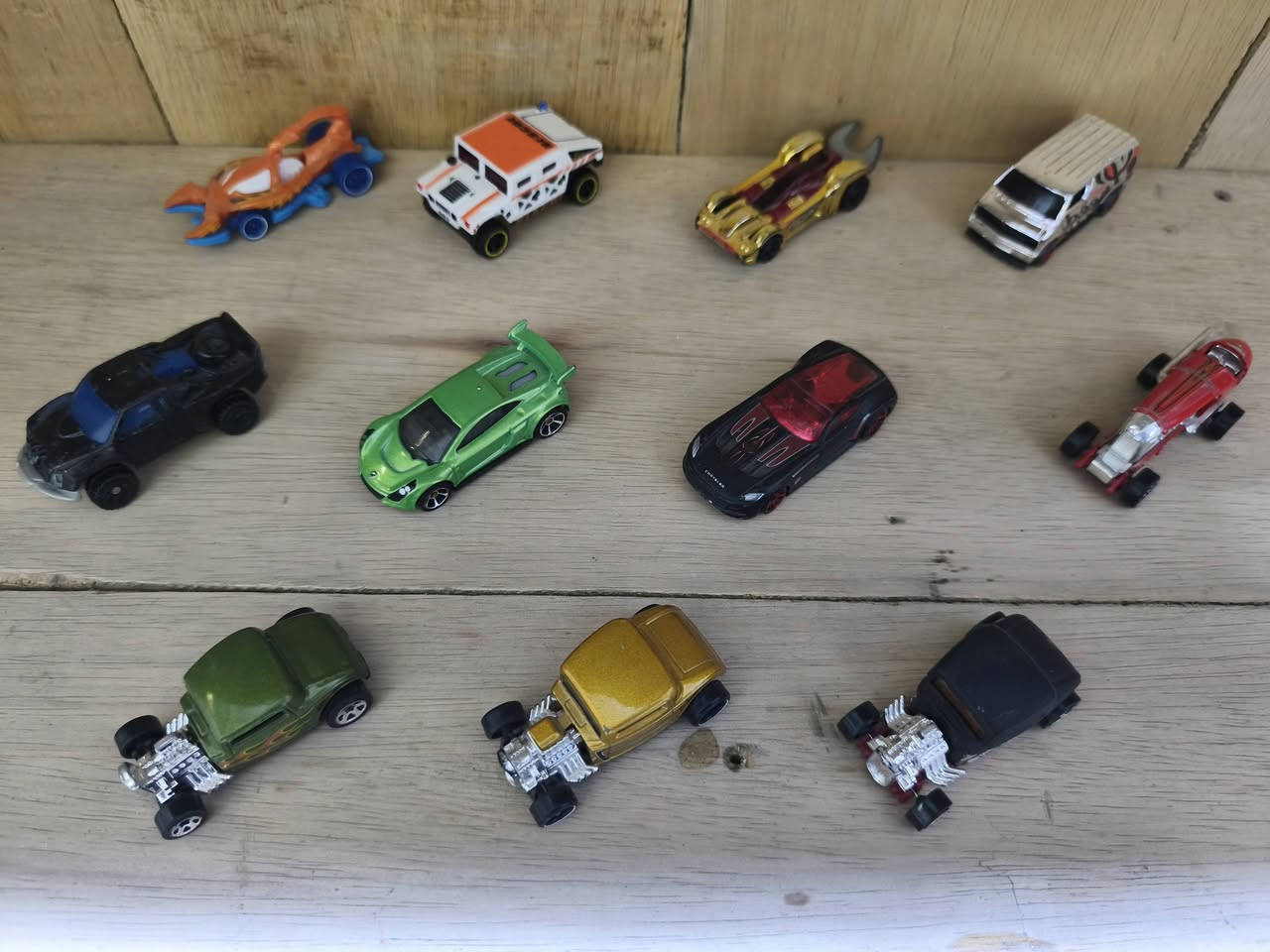 السلام عليكم
للبيع سيارات حديد حجم 64 سعر القطعة الواحدة 1500 فقط يتوفر توصيل .


**إذا كنت صاحب هذا الإعلان وتريد حذفه لأي سبب، رجاءا أرسل رسالة إلى الدعم الفني**