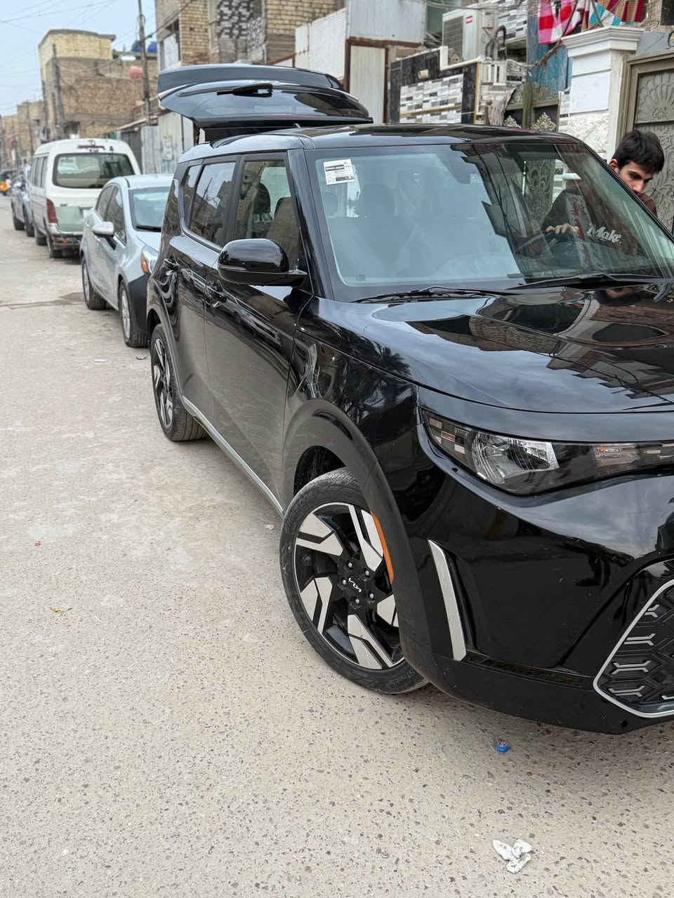 صول وارد امريكي موديل 2023 بيه 3قطع صبغ جاملغ وبنيد وباب جهت السايق سياره عنونه بغداد وفول موصفات الراقم *********** بغداد, العراق
