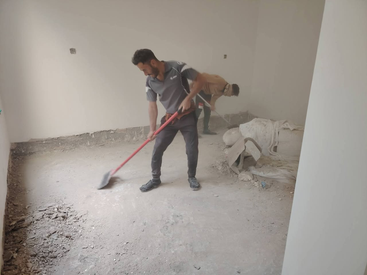 السلام عليكم يوجد كاد العمل تنظيف تصعيد تفليش ما عليك بس الانتساب بالرقم تجيك سياره الى البيت ومعداتنا جاهزه شغلنا ليلون نهارا***********
