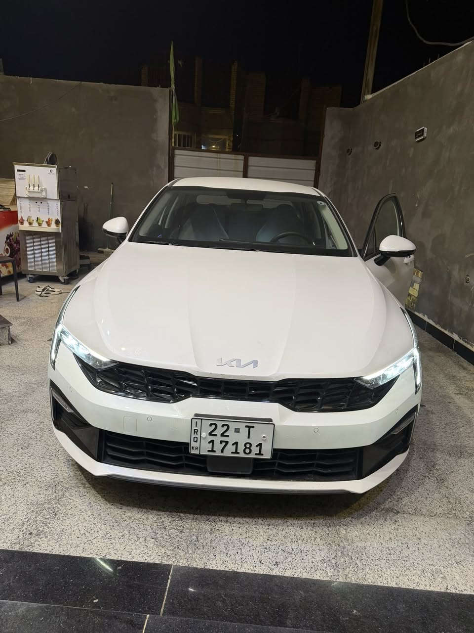 كي فايف موديل2026خليجي محرك 2500فول عده بني رامه كشنات جلد حساس امامي خلفي سايد بريك بصمه شحن واير ليس سياره جاهزه أرضيات جلد ماشيه 17كيلو متر وقابل للزياده سعر السياره 228وبيها مجال بصيط العنوان البصره الاستفسار***********
