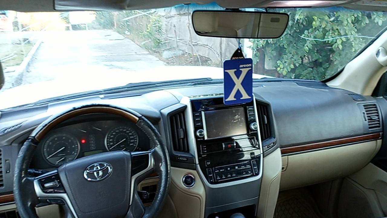 ياالله لاندكروز للبيع موديل 2016 اصل صبغ عام تتكفل شواصي ولغود مواصفات لگزز 
✅8سلندر 
✅كشنات كهرباء 
✅جنطه كهرباء 
✅شاشه بلاد 
✅+فتحه 
✅كير محرك كفاله 
✅تخم تاير جديد 
✅ تحكم ستيرن جهتين 
✅تبريد +تدفئه شغال 
✅دفع رباعي 
✅بصمه
✅ثلاجه 
✅كامره خلفيه
✅8ايرباك 
✅رادارات 
✅سعر289وبيه مجال 
✅***********
