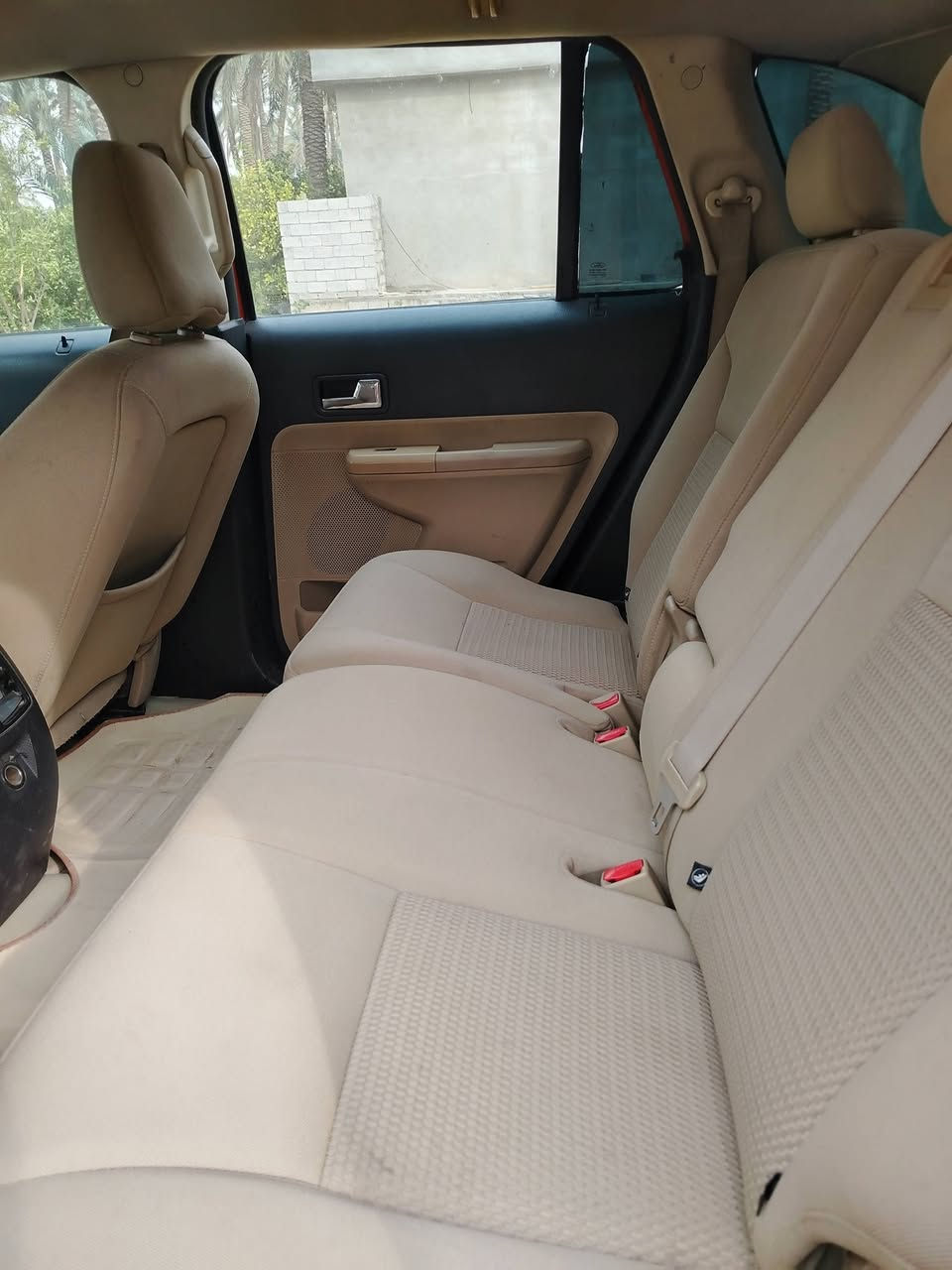 السلام عليكم اخوان
فورد ايدج موديل 2008 خليجي كفالة وكلين فقط نص قطعه كلير سيارة خير من الله لاضربة لا جراد بعدها بلمعتهة السعر النهائي ١٠٥
***********
