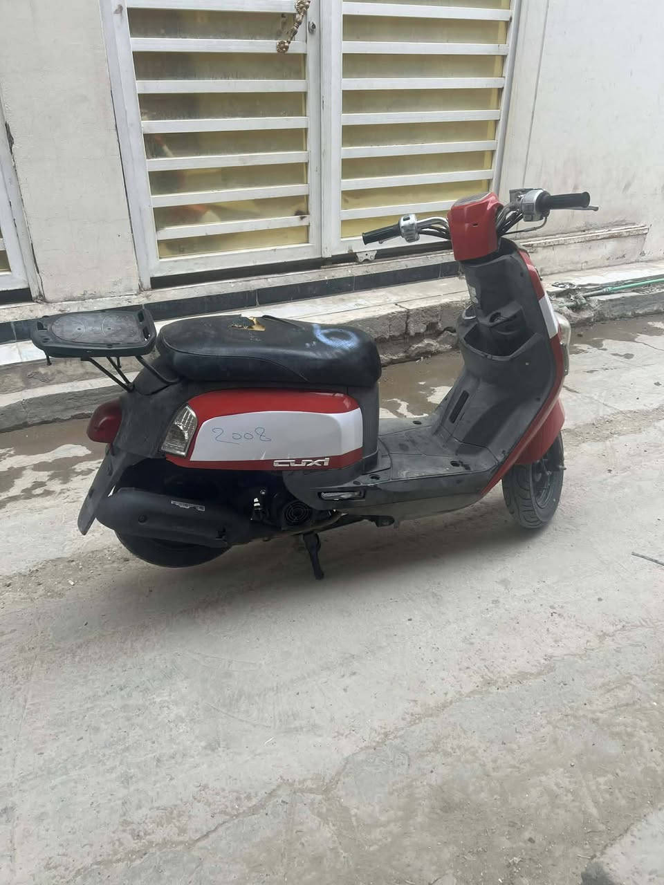 سلام عليكم ورحمه الله وبركاته بوليس للبيع دراجة جديده مكرك ماامفتوح كلشي شغال اي نقص ماكو ملاح فول بس كفراتة امبدلات مكاني حلة ورديه ***********.  سعرة 550 بية مجال
