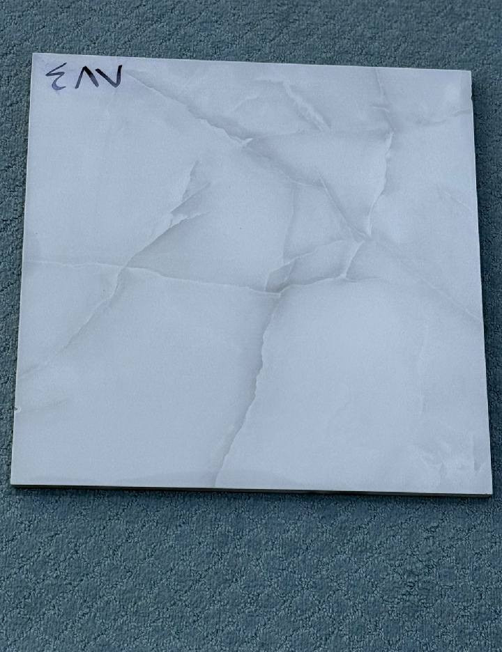 #بضاعه_جديده_وبسعر_الجمله
يتوفر لدينا أرضيات حمامات قياس 40×40
 سُمك : 12,5ملم و 14ملم و 20ملم
المنشأ : إيراني درجه اولى
شركة : كيميا, روس بوليس , ألماظ
سعر المتر 7,400 _ 14,900
#يوجد توصيل لجميع محافظات العراق
#للحجز التواصل واتساب 0783 624 9927
