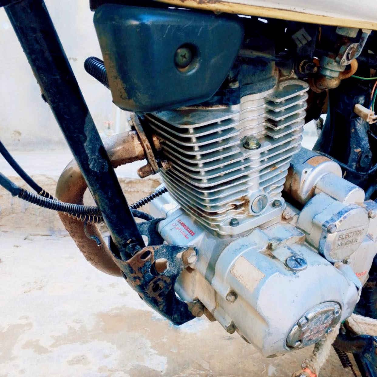 اسلام عليكم
للبيع دراجه سيفان موديل ٢٠٢١ الدراجه شغاله ونشاط خير من الله كله شرط محرك مفتوح مره وحده بدل ولفات فقط الدراجه شوف العين ما عايزه شي السعر ٣٧٥ وبي مجال مكاني بيجي


**إذا كنت صاحب هذا الإعلان وتريد حذفه لأي سبب، رجاءا أرسل رسالة إلى الدعم الفني**