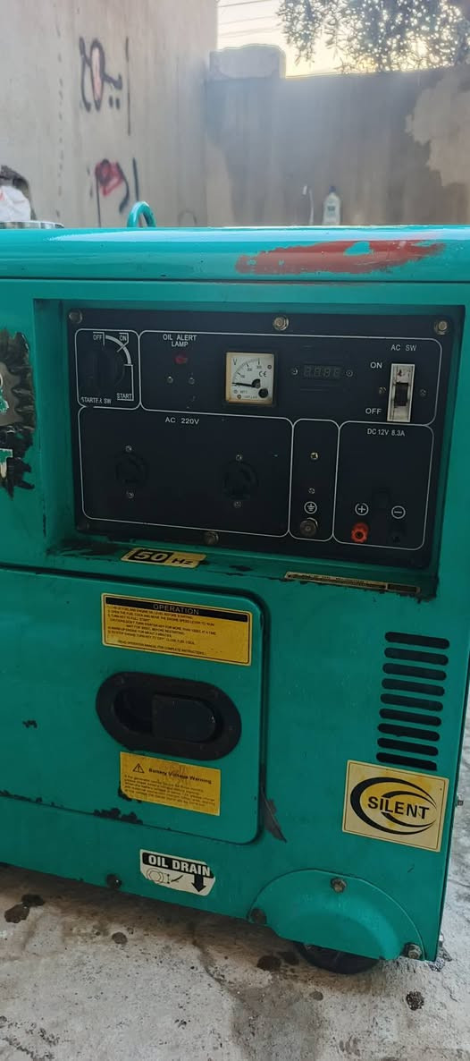 السلام عليكم  مولده كاز صندوك كاتم 25 امبير سلف فقط يعوزها باتري. عل فحص السعر 600 وبيها مجال  مكاني موصل حي الانتصار  *********** بي واتساب
