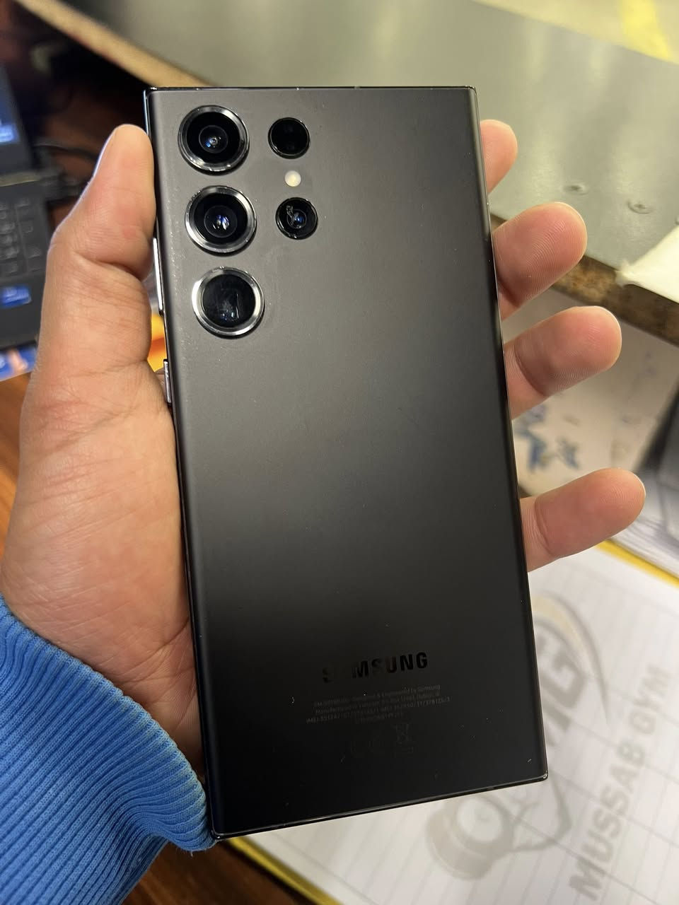 شباب كلكسي الترا اس 23   
مستخدم نضيف  
مبدل شاشه فقط 
خطين ذاكره 256 كيكا  
غراضه كامله   تفضل خاص الشراي


**إذا كنت صاحب هذا الإعلان وتريد حذفه لأي سبب، رجاءا أرسل رسالة إلى الدعم الفني**