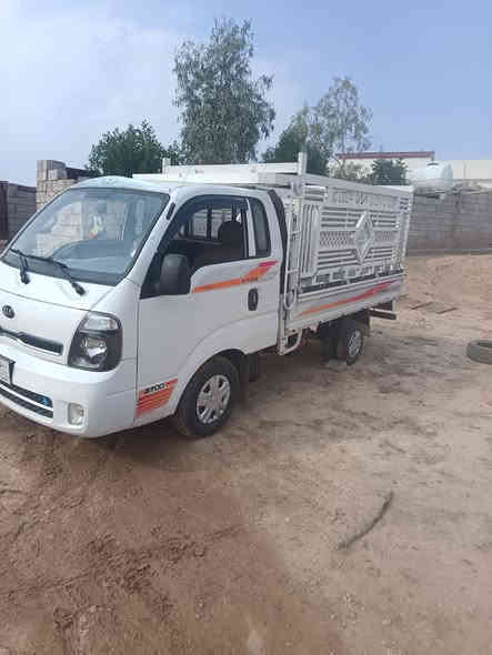 اسلام عليكم منقولي 2019 ماشيه 168 تايرات جداد 
بيه باب مبدل بيه ضربه بل ربيعيه مابيه كل نقص سنويه. ساقه سنه تحويل. كبل محرك كير شرط رقم قادسيه المكان ديالئ شهربان امام. ويس قراء مياح 
السعر 95 *********** مستعجل عله بيعه
