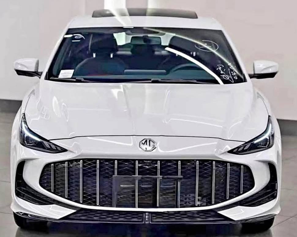 سبوغ عام بێ ناو گرتن 
پێش و پشت کەپس 
13هەزار رۆیشتووە 
قەپات مواسەفات 
بۆ تەکسیش دەبێ 
ئێڕباک بە شەرت
ڕەقەم کراوە
*********** أربيل, العراق
