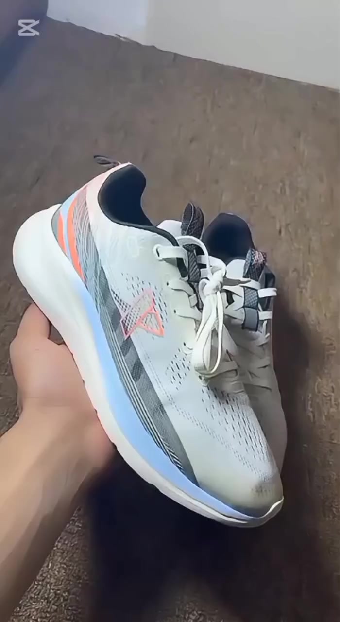 من اكلك أبيع الأصلي لا تجي تخلي راسك براسي 😉😉
احذيه سنغافوريه  أصلي وبشرط  يوصل لعندك ما عجبك ترجعهن 

يتوفر جمله ومفرد 🔥🔥


**إذا كنت صاحب هذا الإعلان وتريد حذفه لأي سبب، رجاءا أرسل رسالة إلى الدعم الفني**