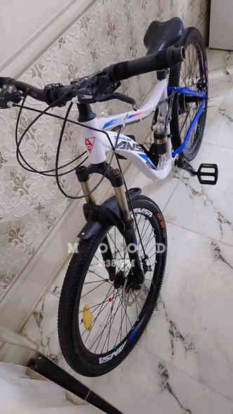 سلام عليكم هاذا الباسكل حلو كلش ودبلاته يشتغلن وكله حلو وكير مالته شغال وسريع وكلش حلو والله وهاي شوفت عينكم السعر خاص الاستفسار رقم  *********** او راسلوني
