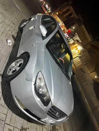 افانتي موديل 2007 لون رصاصي  محرك 1600  جاهزه السياره بيه ثلاث قطع صبغ...