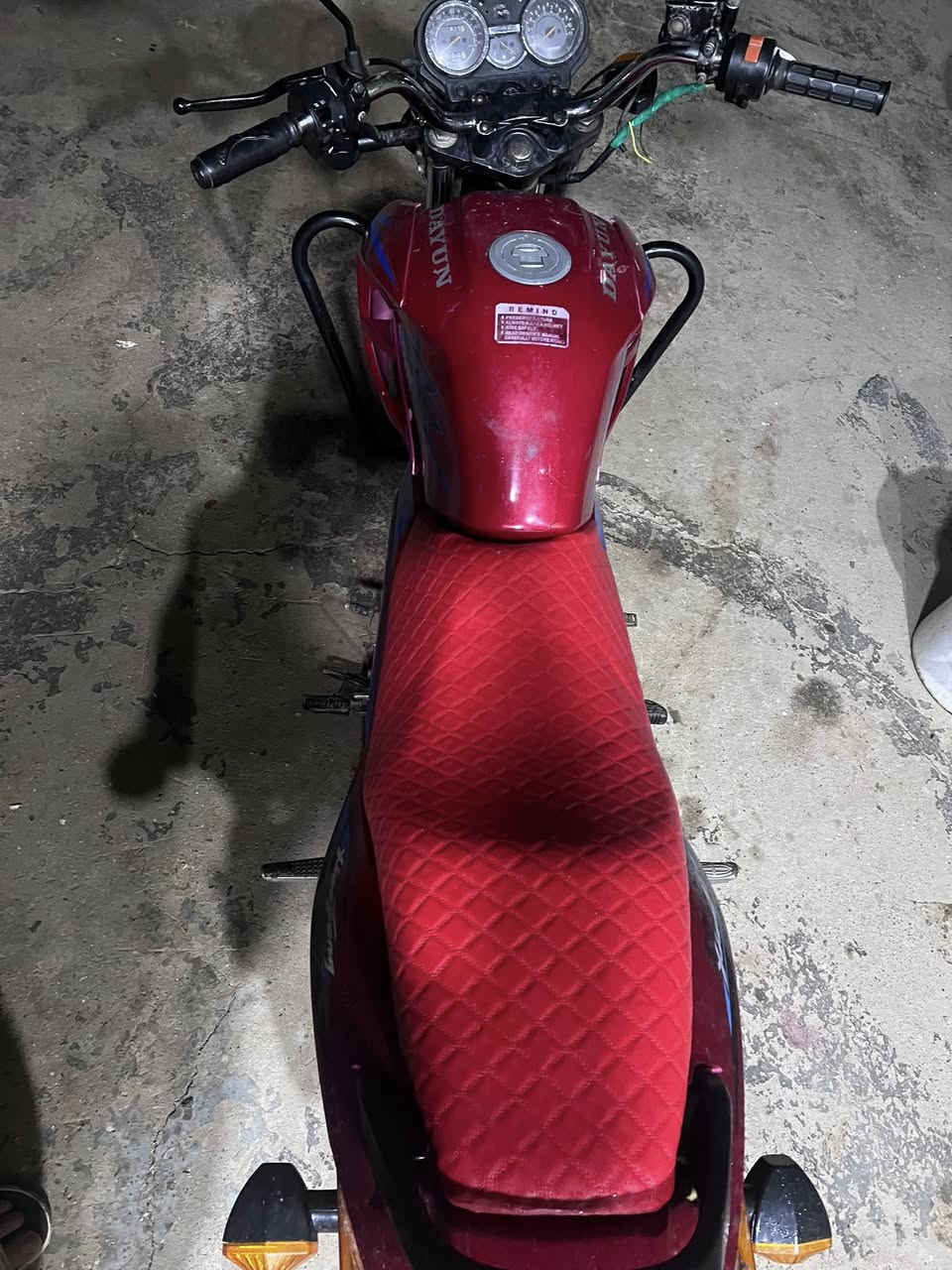 السلام عليكم بانده مديل 12 رقم وسنويه ***********
