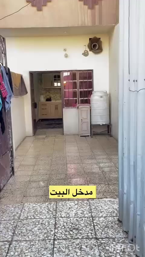 السلام عليكم بيت ركن 100متر  مدينة الصدر قطاع 27 فرع عريض قرب على شارع شراي يتصل  ***********
