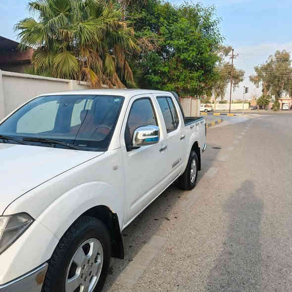 للبيع . نيسان نفارة  موديل .   2009 
  رقم سنوية وهزة جديد .. 
 تخم تاير وصدر . وحدادية كله بشرط 
   السعر .     95.  وبي مجال 
    ***********
