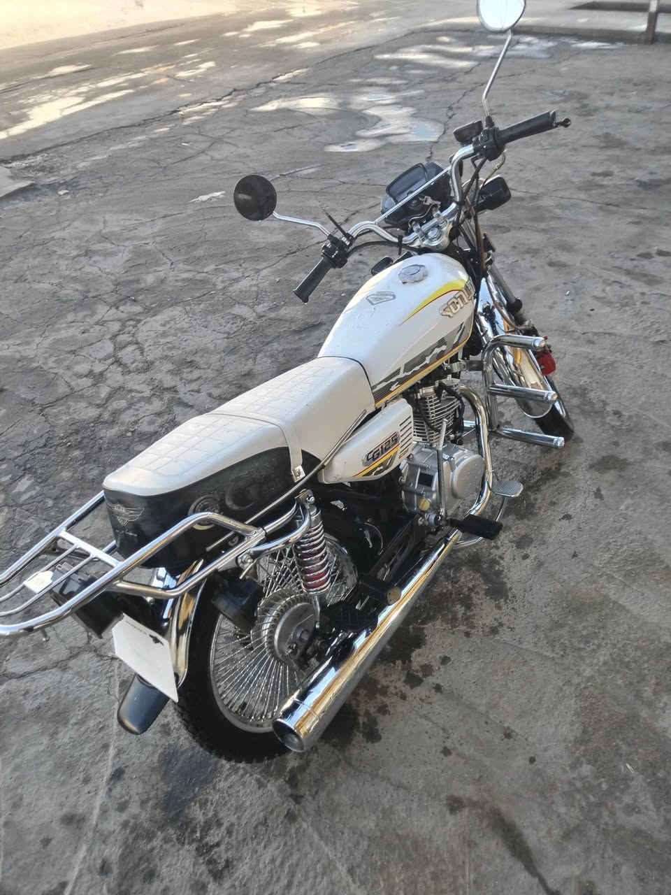 السلام عليكم من رخصت الادمن
دراجه ايراني اربعه كير موديل  2023
الاتصال عله الرقم ***********
