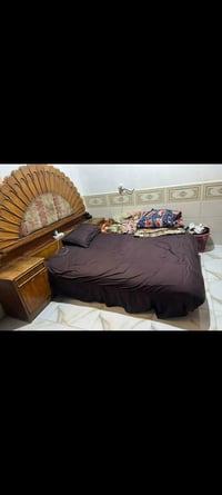 غرفة نوم • تحتاج صبغ • نجف