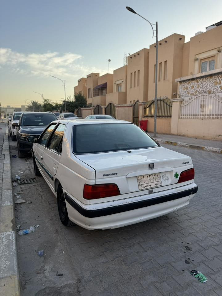 بيجو 2012 كفاله مكانه نجف سنويه لنهايه السنه تخلص جاهزه مِن كلشي السياره  ***********   سعر السياره 52مجاله قليل كلش
