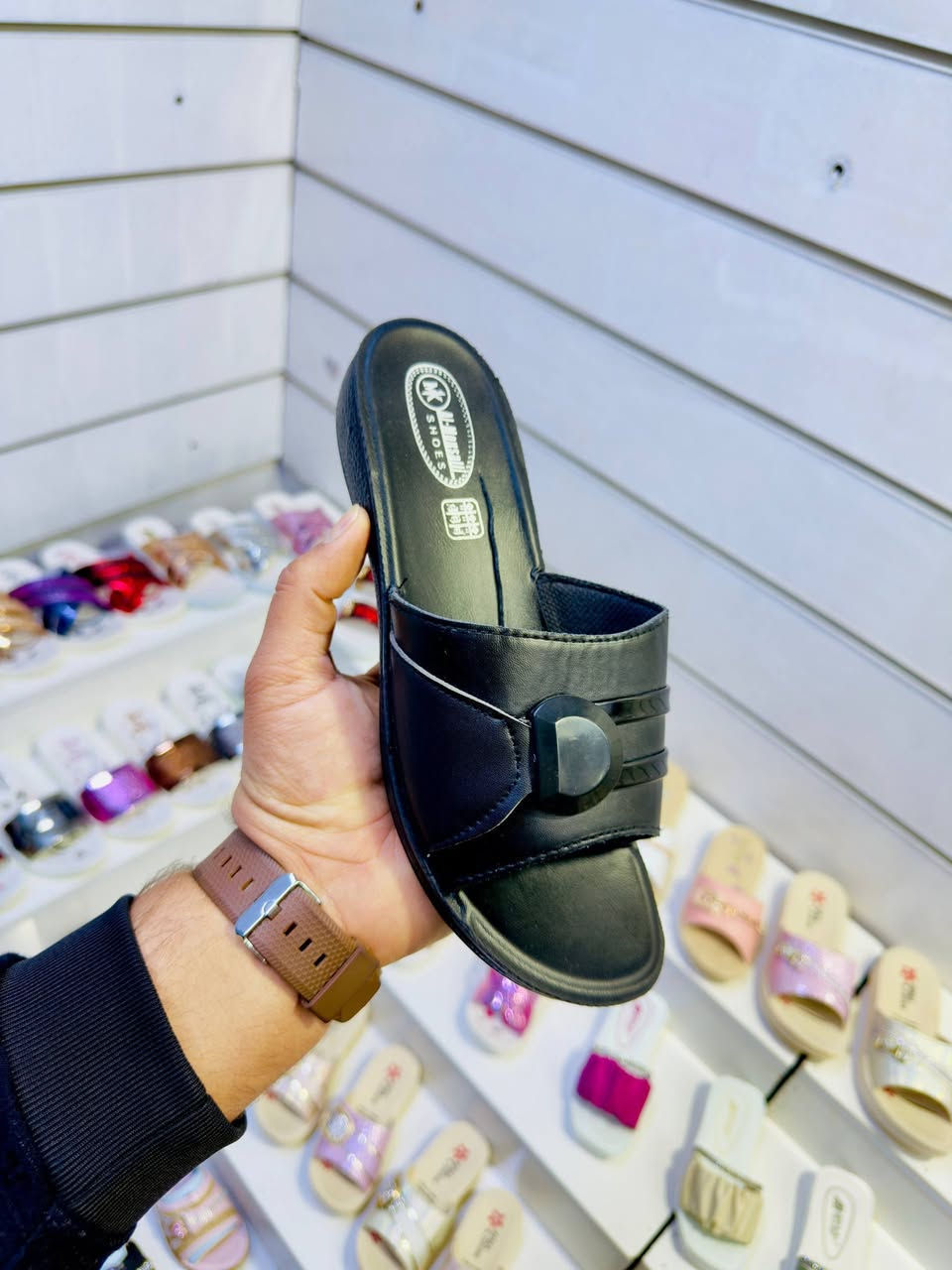 شحاطة نسائي طبي درجة اولى تركي 
سعر الدرزن 28 الف. فقط اسود
قياس 37 الى 41.. 
🚚يوجد توصيل لجميع المحافظات. 
https://t.me/wadq_g99


**إذا كنت صاحب هذا الإعلان وتريد حذفه لأي سبب، رجاءا أرسل رسالة إلى الدعم الفني**