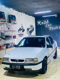 فيكترا • ١٩٩٢ • محرك ١٨٠٠