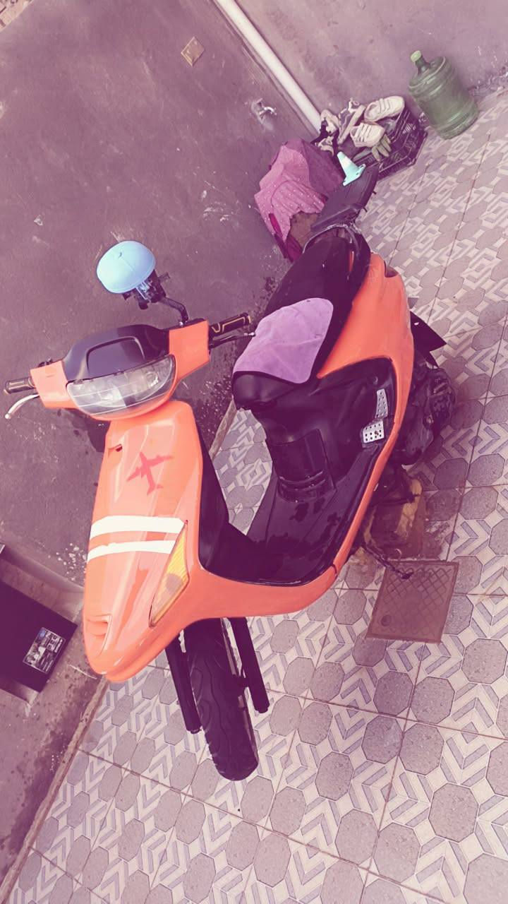 دراجة فراشة فحل للبيع لون برتقالي 🧡 فول نضافة دراجة خير من لله ناقصهة بس باتري  والكاسحة الي ورة طاكة يعني اطيكياهة عادي تجي تفحص وشوف وتقتنع يلة تاخذهة صلنصة رياضي FM المكان حلة شارع 30 الي يربط شارع 80 ب شارع 100 السعر خاص واذا الخاص مقفول اني اراسلك عادي ♥️


**إذا كنت صاحب هذا الإعلان وتريد حذفه لأي سبب، رجاءا أرسل رسالة إلى الدعم الفني**