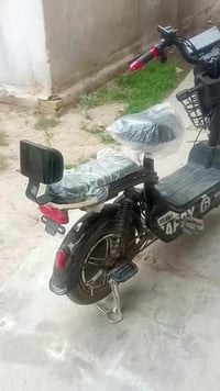 دراجة شحن • نظيفة • ٦ بطاريات