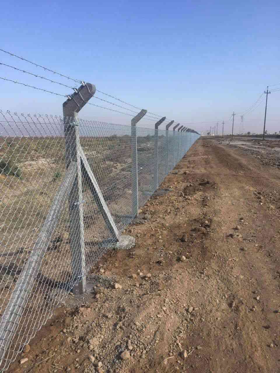 ‏سلام عليكم تعلن شركة بغداد الهندسية المتر من 5 إلى10حسب سمك سيم ومكان العمل نرجو منكم الاتصال بالأرقام التالية   ***********/***********
