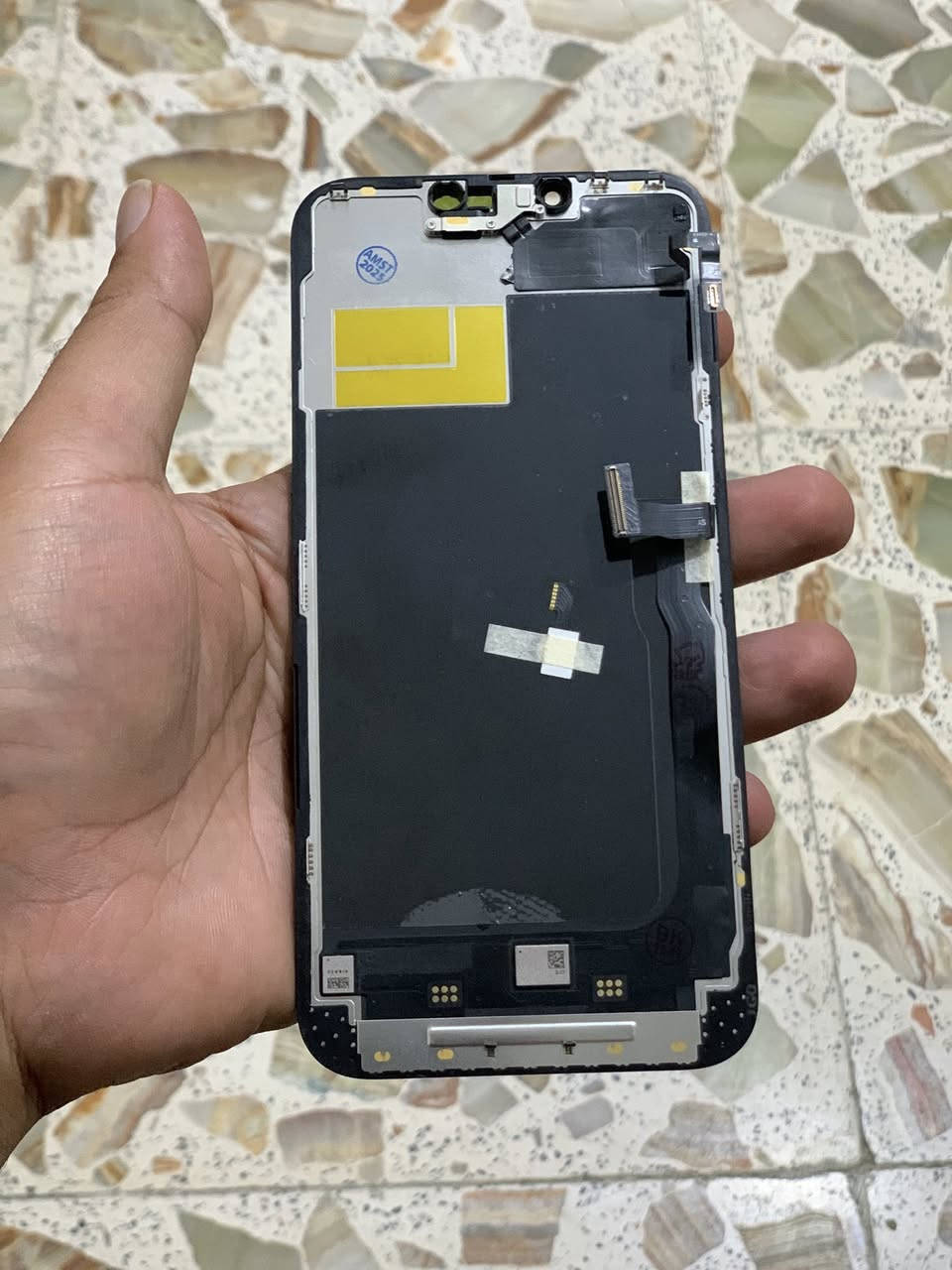 السلام عليكم شباب. شاصي 13pro Max  الشاصي نقصه بس فلاش. كامرات خلفيه. البعد ال3بيها مشكله. ويا شاشه hend مو كوبي انسيل  تنقل ايسي  وع فحص بطاريه 83 واكو بطاريه 93  مكاني البياع  ***********
