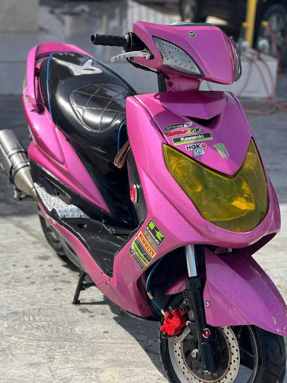 دراجه شلعه معدل صاروخ
ماناقصها شي 
مبدل بستم وولفات 
سعر 900 بيه مجال 
مكاني بغداد الشعله
***********
