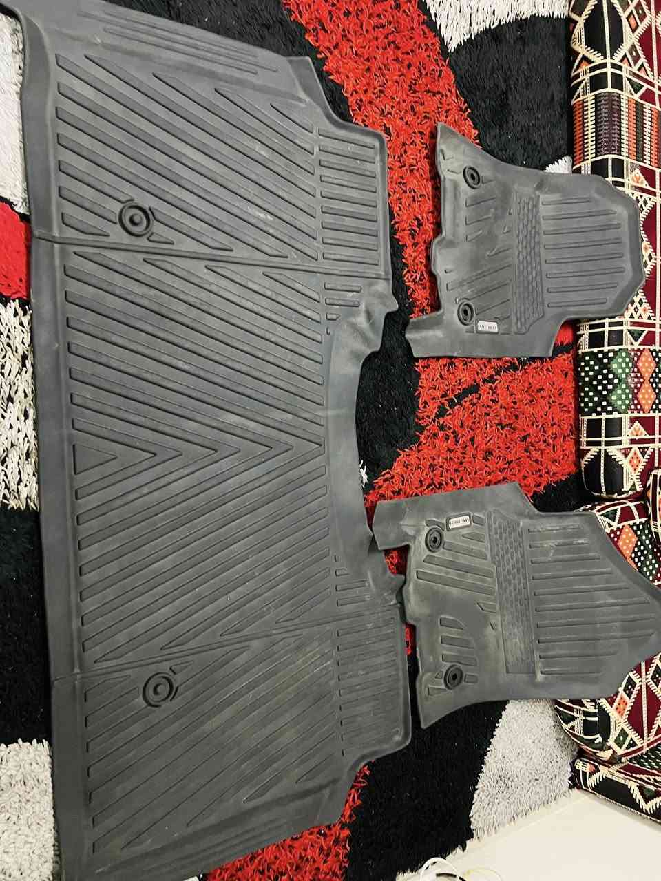 للبيع دواسات تخم مال رام
وتخم f150
نضافة ٩٠/١٠٠
وعندي متخالفات للعندة نقص 
للاستفسار ***********
مكاني بسماية
