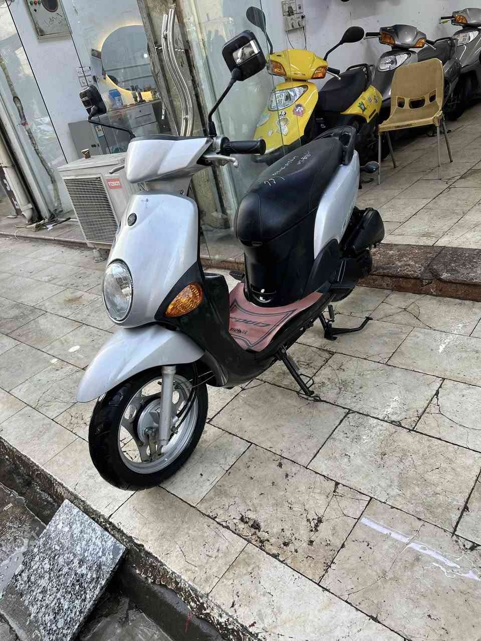 #السلام_عليكم_أخوتي_الغوالي 
#الوجبه_الجديدة
#مال_مزاد_شرط_رمبه 
# ياماها فله 👍
 #شرط الضمان 💯💯
#بعده بحالة الوكاله فول نظافه مكفول 
#نظافه فول 💯💯👍 
#اللون سلفر بعده زيرو 
الاسعار تنافسيه 

البيع نقد والأقساط 👉
مصرف الرافدين فقط👉
مواظف ومنتسب ومتقاعد و الوريث 👉
استقطاع الاكتروني بدون مقدمه👉

#مكاني كوت المشروع شارع ميكانو 👉
***********☎️
***********☎️
أخوكم سيد محمد
