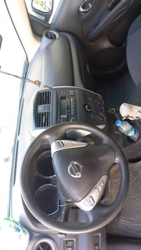 نيسان فيرسا ٢٠١٧ مكينه حجم ١٦ كير محرك تدفئه  تبريد كهربائيات كله شرط....