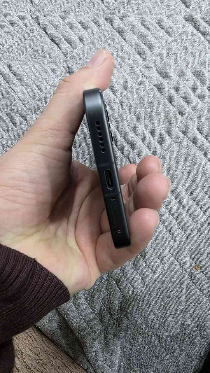 بوكو اف 8 برو 
ذاكره 512 رام 12 
الجهاز مشتري قبل 13 يوم 
ووكع مني وصار بي بس ذني 4 ضربات عالصفاح 
الباقي نظافه 100 غراض كامله 

مراوس فقط مع شاومي 15 تي برو 
او هونر ماجك 7 برو 

واذا بيع فسعره 700 الف علما ان الجديد 825 الف حاليا 

توصيل موجود بغداد كربلاء حله


**إذا كنت صاحب هذا الإعلان وتريد حذفه لأي سبب، رجاءا أرسل رسالة إلى الدعم الفني**