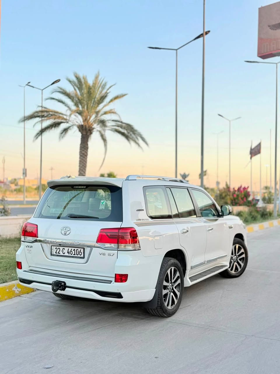 تويتا لاند كروز 2017 VXR موصفات ليكزز.فوول فوول السعررر434$✅
سياره ماشيه (150) الف كيلو فقط حقيقي
محرك ليكزز 8 سلندر 5.7 
سياره كفاله عامه دعاميه لي دعاميه 
بدون صبغ فقط مكانين تعديل pdr صغار
حتا دعاميات  شرط
4 اطارات و ويل جديد حلو بدوناي نقص 
سياره مواصفات (VXR ) ماشاالله حالو 
محرك  گير كل بشرت مامفتوح 
بدون صوت  بدون دخان 
 مواصفات سلايت سلاجه كوشنات تدفيه 
كوشنات كهرباي 3 دگم حاساس خلفي و امامي
بصمه  شغال كاميرا  8 ارباگ  مرايات شفط 
لايتات زينون سندوق شفت كيج ليكزز
دةبل رادار داخل اصفر 
تحويل بشرت مباشر حول كل جديد
ملاحظه رجائن سياره (بدون مراوس)
مكاني كركوك
***********

