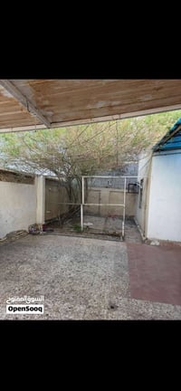 المعقل • ٣٠٠م • ٤ غرف